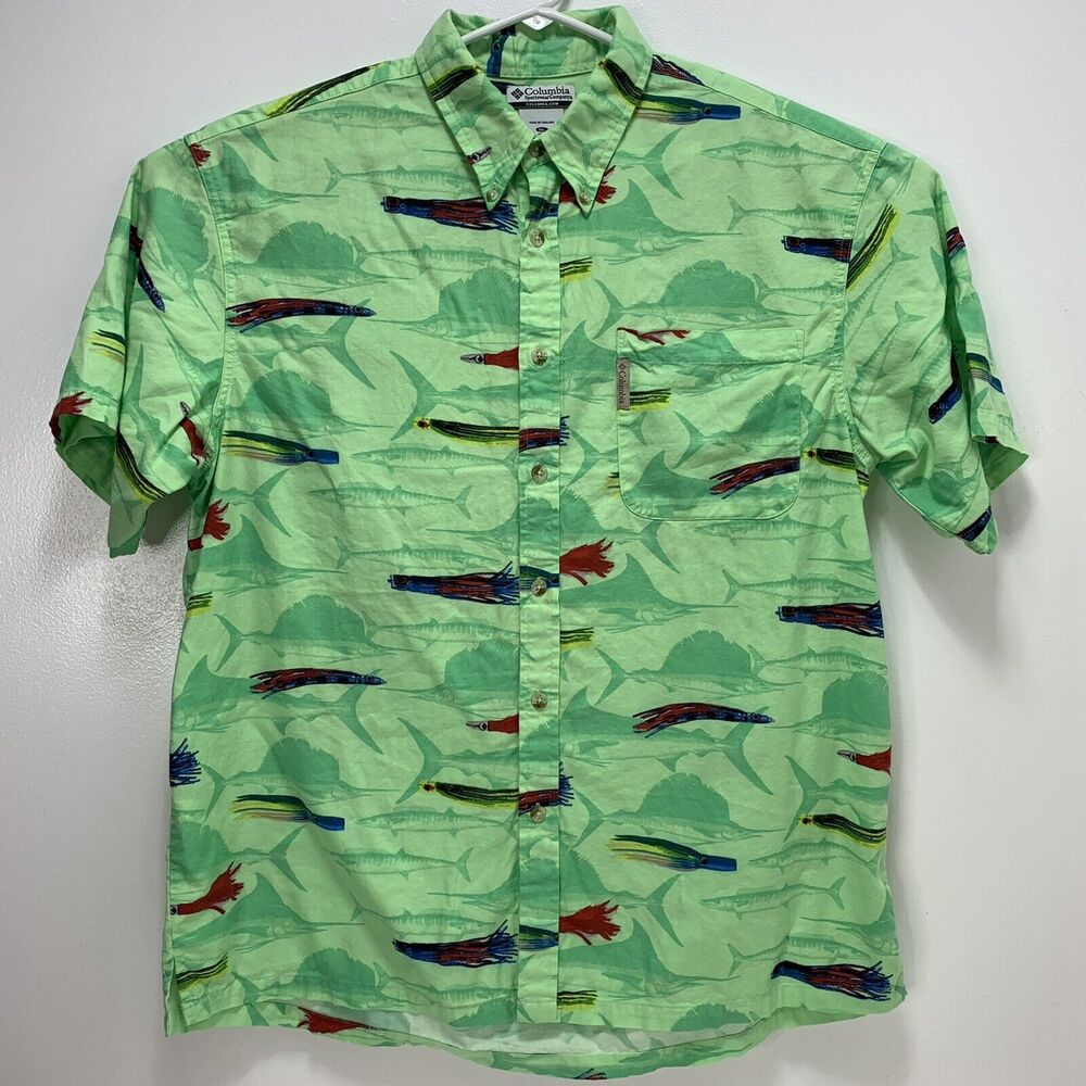 Columbia Mens XL Short Sleeve Button Up Shirt Fishing Bait Lure Tackle All Over